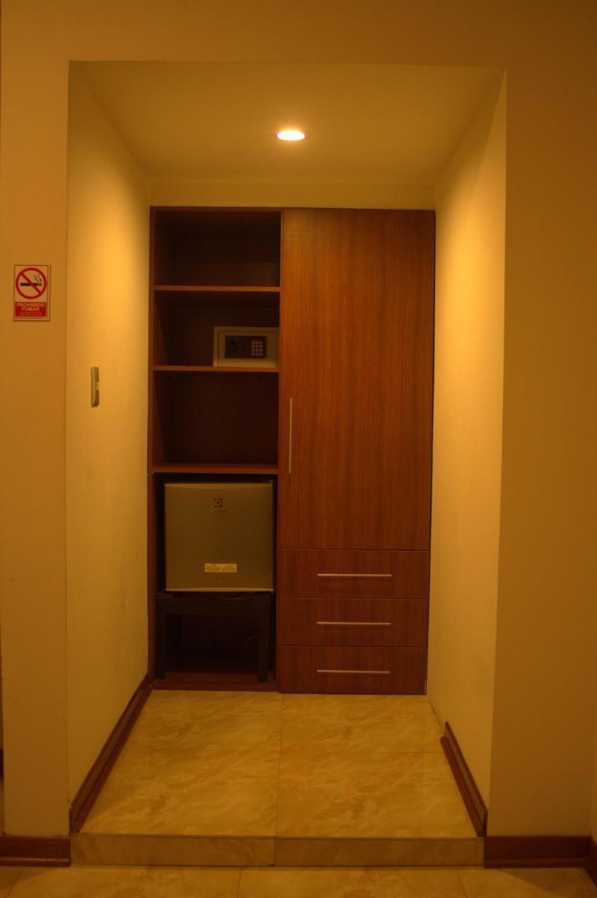 Hotel Europa イキトス エクステリア 写真